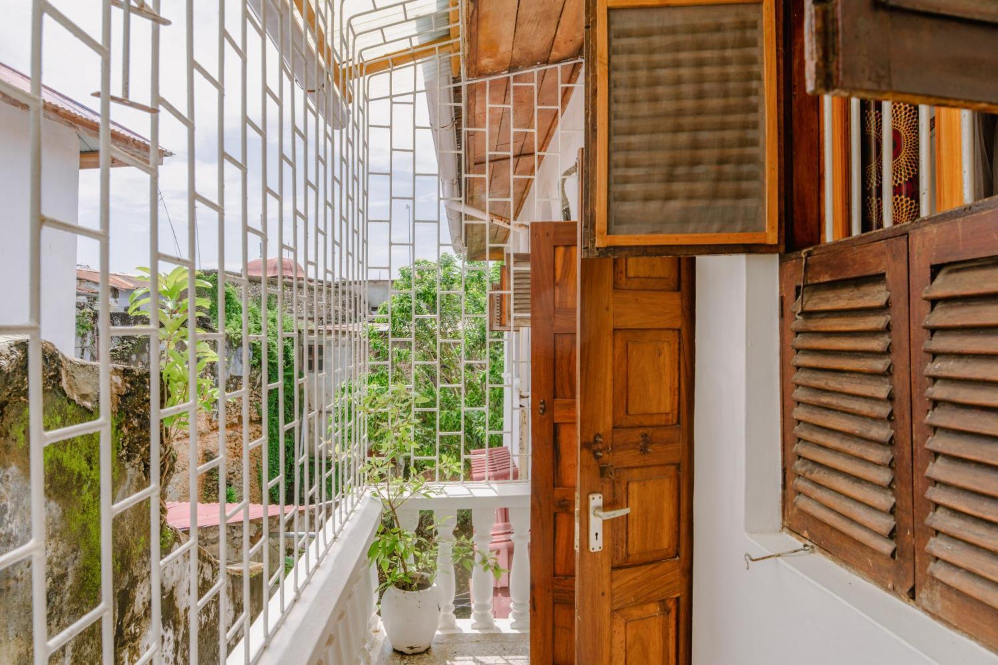 Shoki Shoki Hotel Stone Town Zanzibar Buitenkant foto