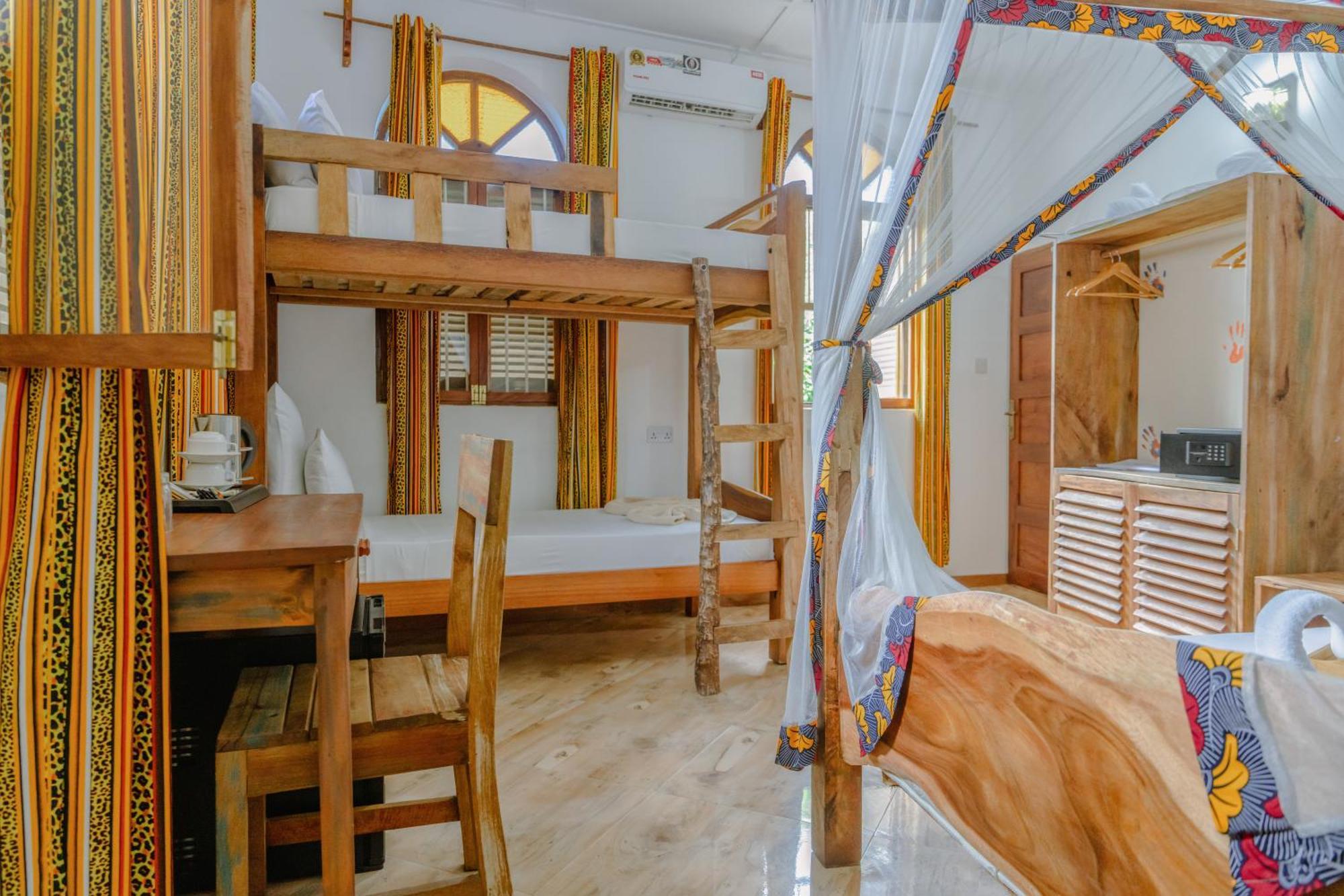 Shoki Shoki Hotel Stone Town Zanzibar Buitenkant foto