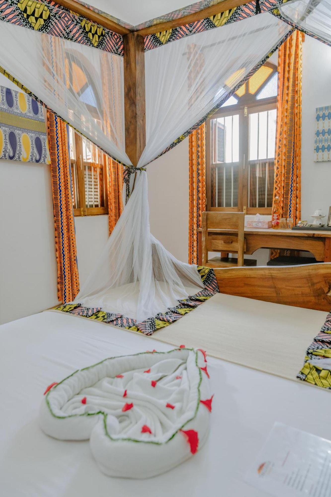 Shoki Shoki Hotel Stone Town Zanzibar Buitenkant foto